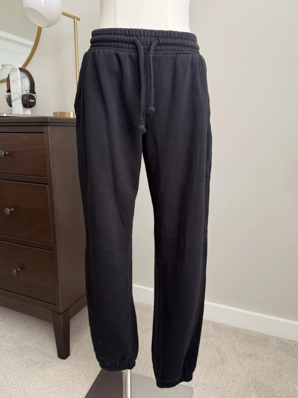 H&M DIVIDED Black Jogger Sweatpants